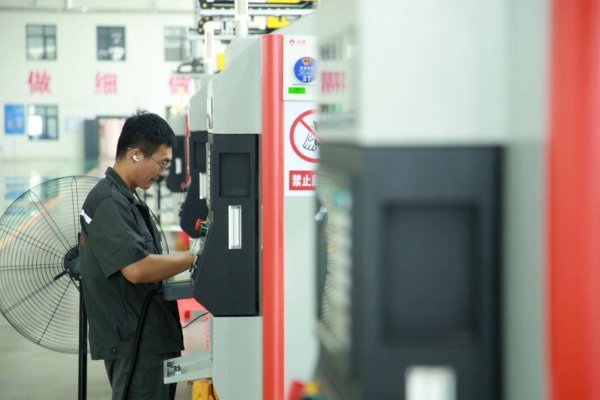 武汉股票配资公司 沧州经济开发区：暑期忙生产